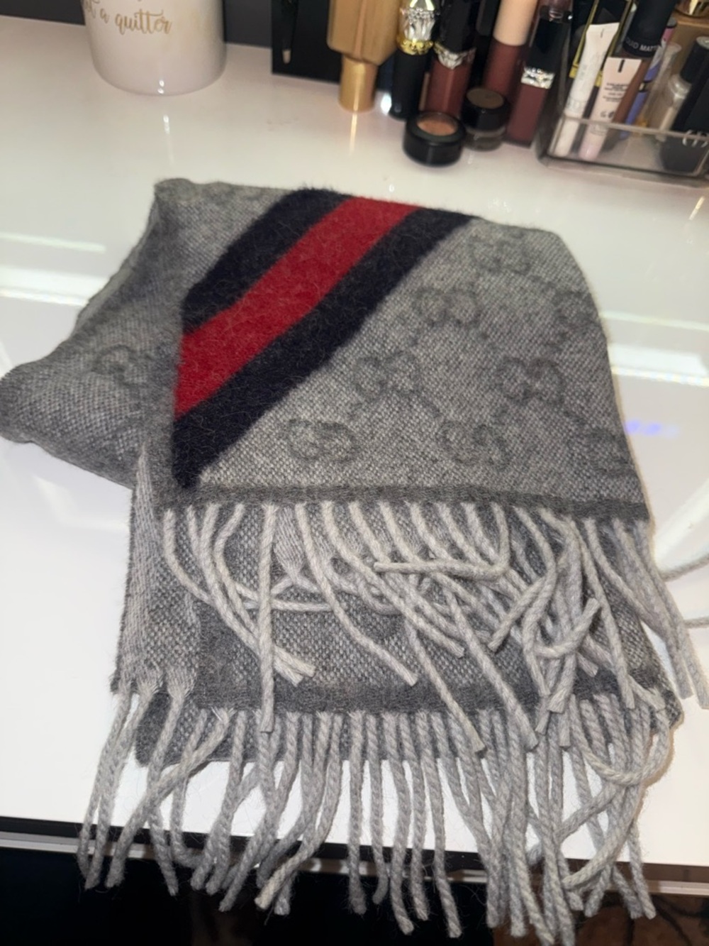 ♥️ Auth Gucci Gray Scarf with Red and Blue Accent Stripe ♥️